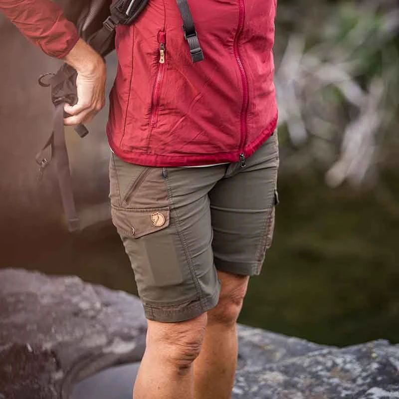 FJÄLLRÄVEN Fjällräven Nikka Curved Shorts , Dame 2 FJÄLLRÄVEN Fjällräven Nikka Curved Shorts , Dame - Billede 2