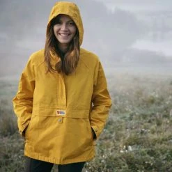 FJÄLLRÄVEN Fjällräven Vardag Anorak, Dame Mais Yellow/Aloe Green 10 FJÄLLRÄVEN Fjällräven Vardag Anorak, Dame Mais Yellow/Aloe Green -Columbia butik 512491 fjaellraeven Vardag Anorak W 87009 334 other color 3
